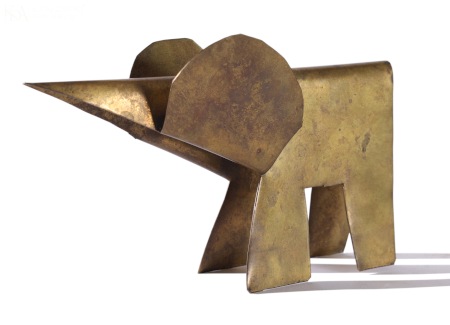 ABAKANOWICZ Magdalena "Słoń" (2007) - rzeźba wraz z dedykacją (2009) na kartonowym słoniu